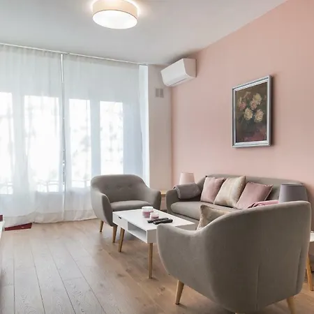 Chic And Spacious In - Patriarh Evtimiy By Flat Mаnager