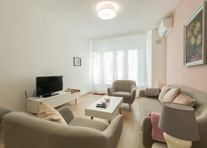 Chic And Spacious In - Patriarh Evtimiy By Flat Mаnager Appartement *