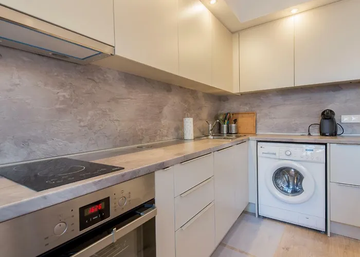 Chic And Spacious In - Patriarh Evtimiy By Flat Mаnager Appartement *